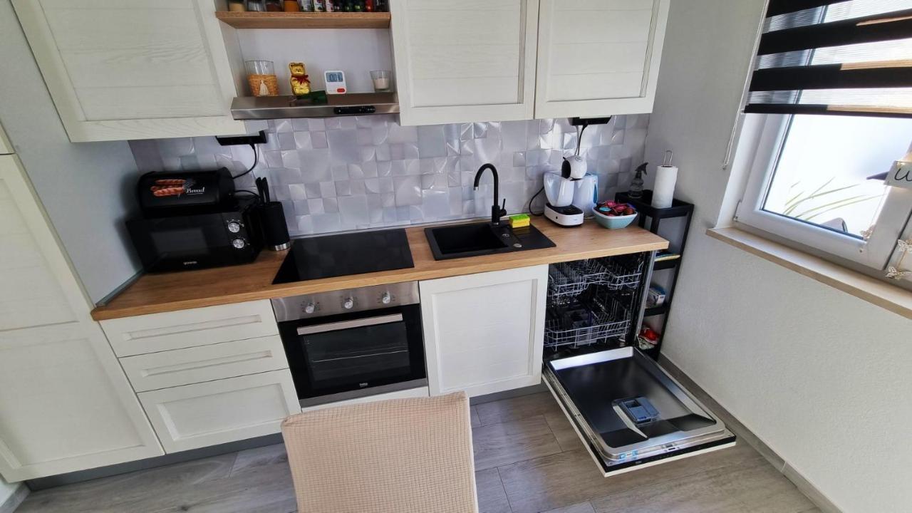 Beach House Oasis Villa Livak Kastela Luaran gambar