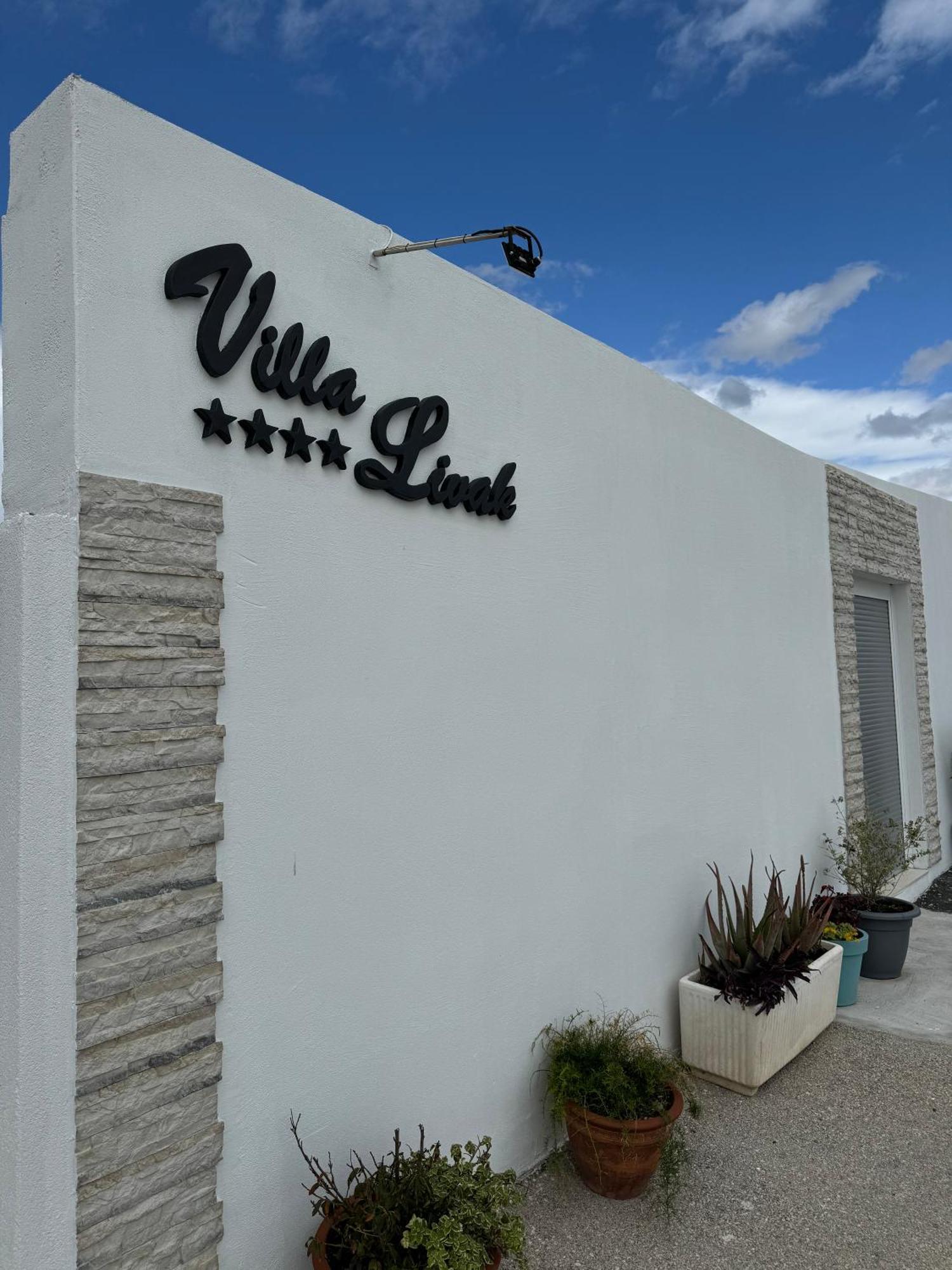 Beach House Oasis Villa Livak Kastela Luaran gambar