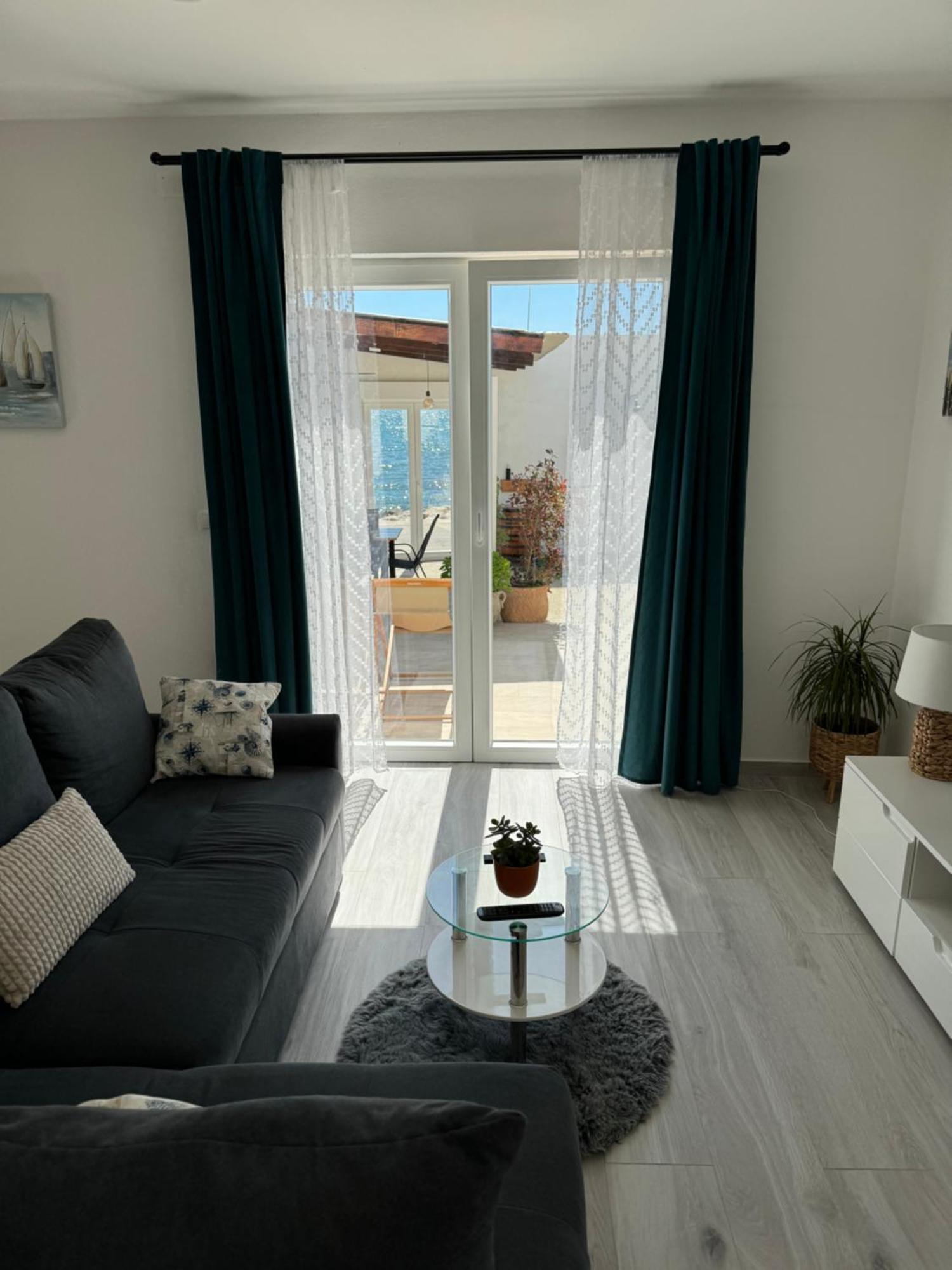 Beach House Oasis Villa Livak Kastela Luaran gambar